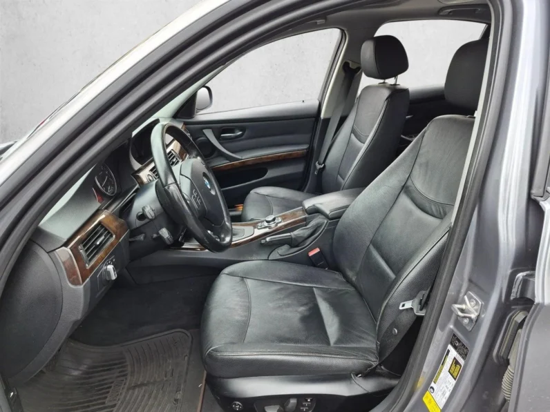 2011 BMW 3 Series 328i