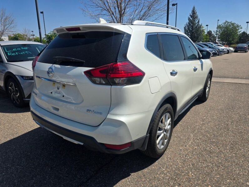 Pre-Owned 2017 Nissan Rogue SV AWD Sport Utility