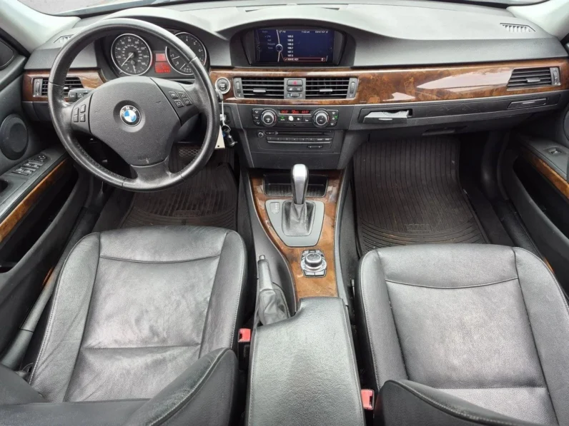 2011 BMW 3 Series 328i