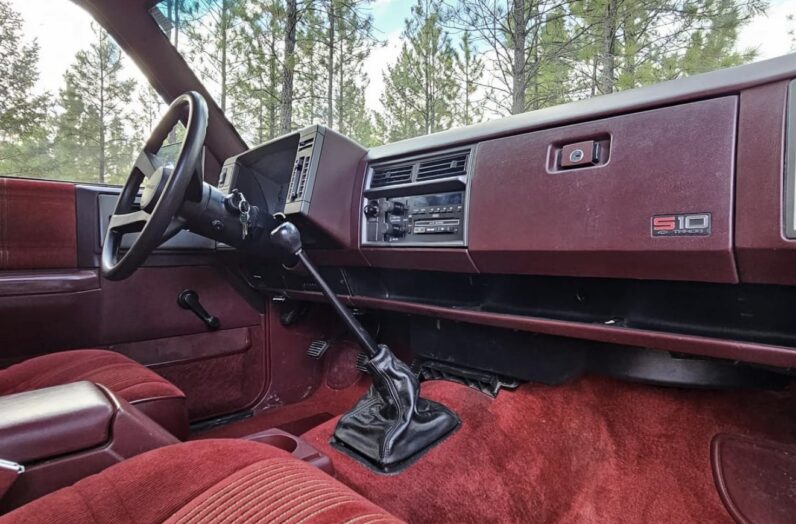 1992 Chevrolet S-10 LS Maxi-Cab 4×4